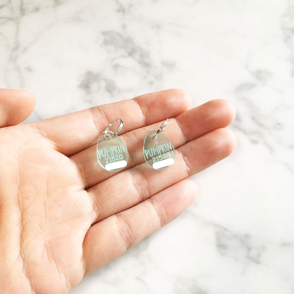 Micro - Acrylic Tag